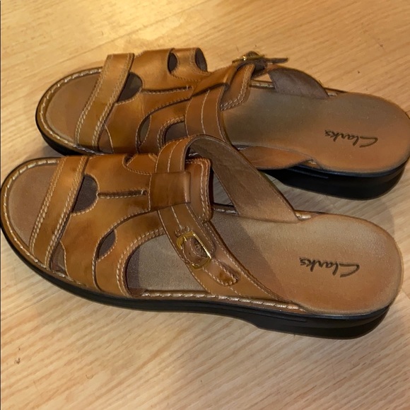 new clark sandals